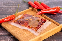 自動醬包裝機(jī)具有省時省力、包裝速度快、效率高的特點